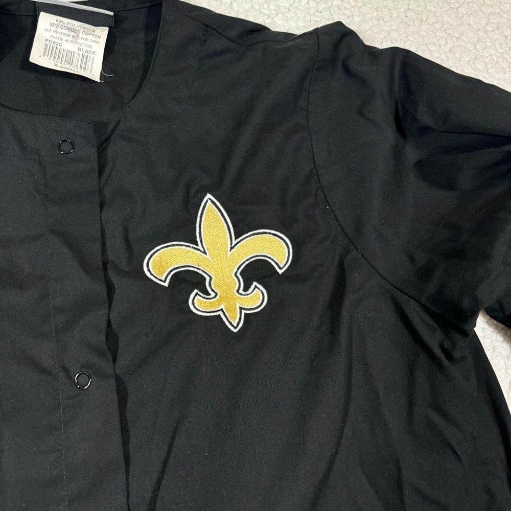 Butter-Soft Scrubs by UA Long Sleeve NFL New Orleans Saints Scrub Top Size XS - Picture 3 of 5